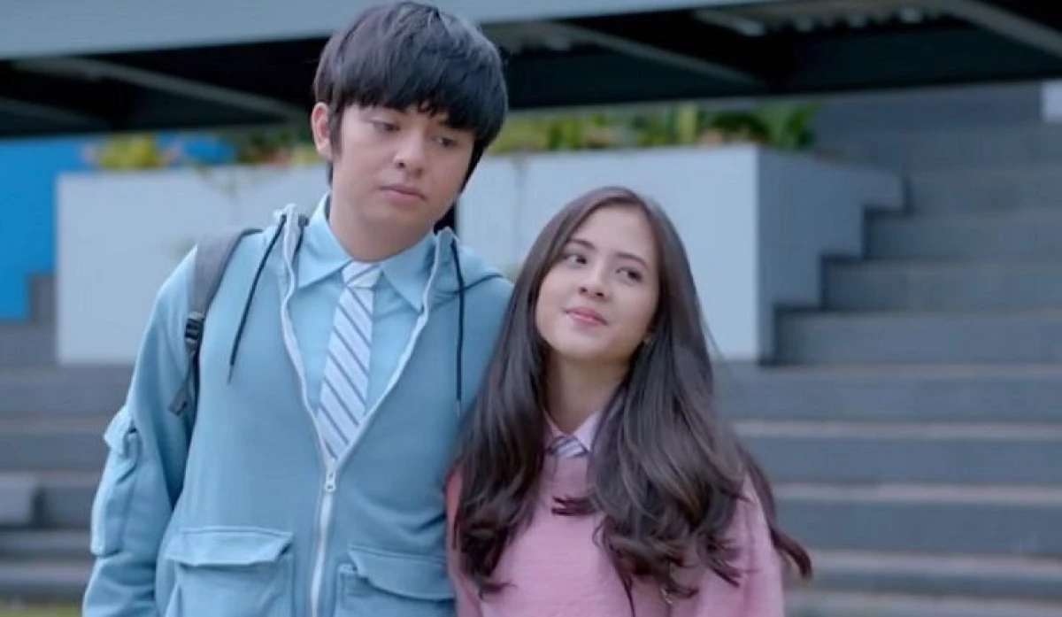 Movievaganza Trans 7 Spesial Liburan: Film Mariposa (2020), Romansa Anak SMA dari Adaptasi Wattpad
