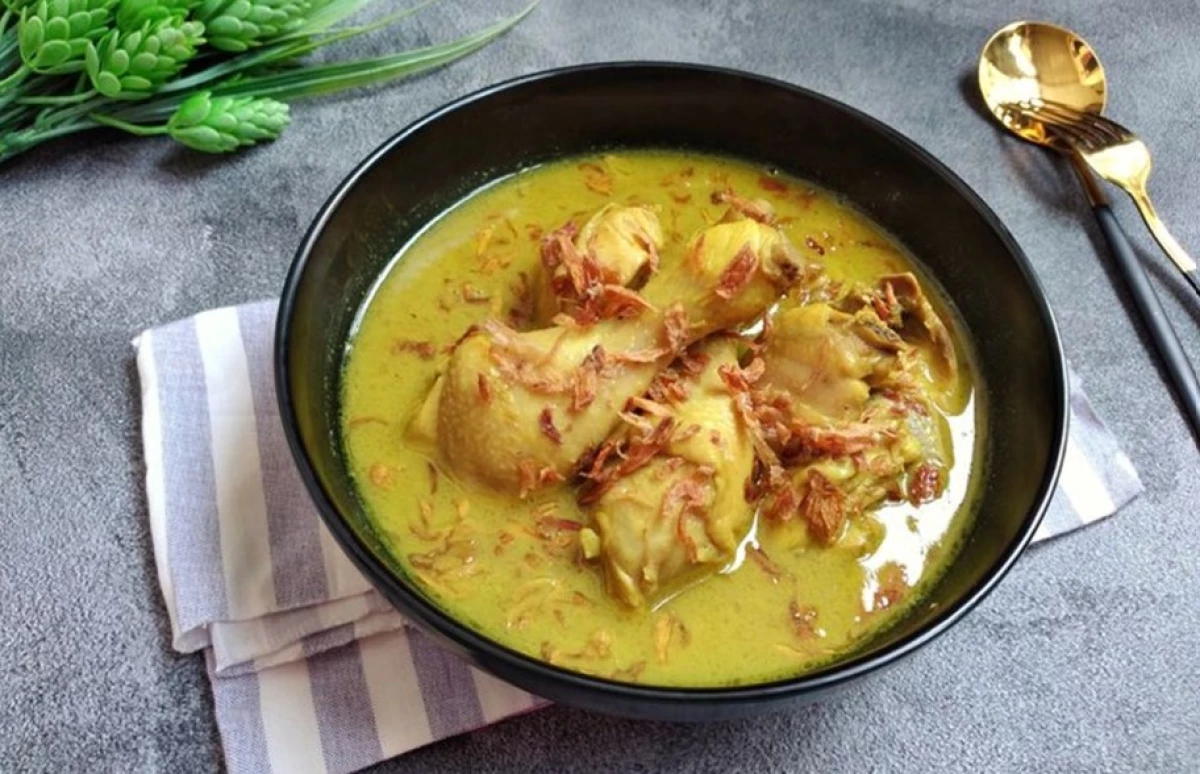Resep Opor Ayam Spesial untuk Momen Istimewa!