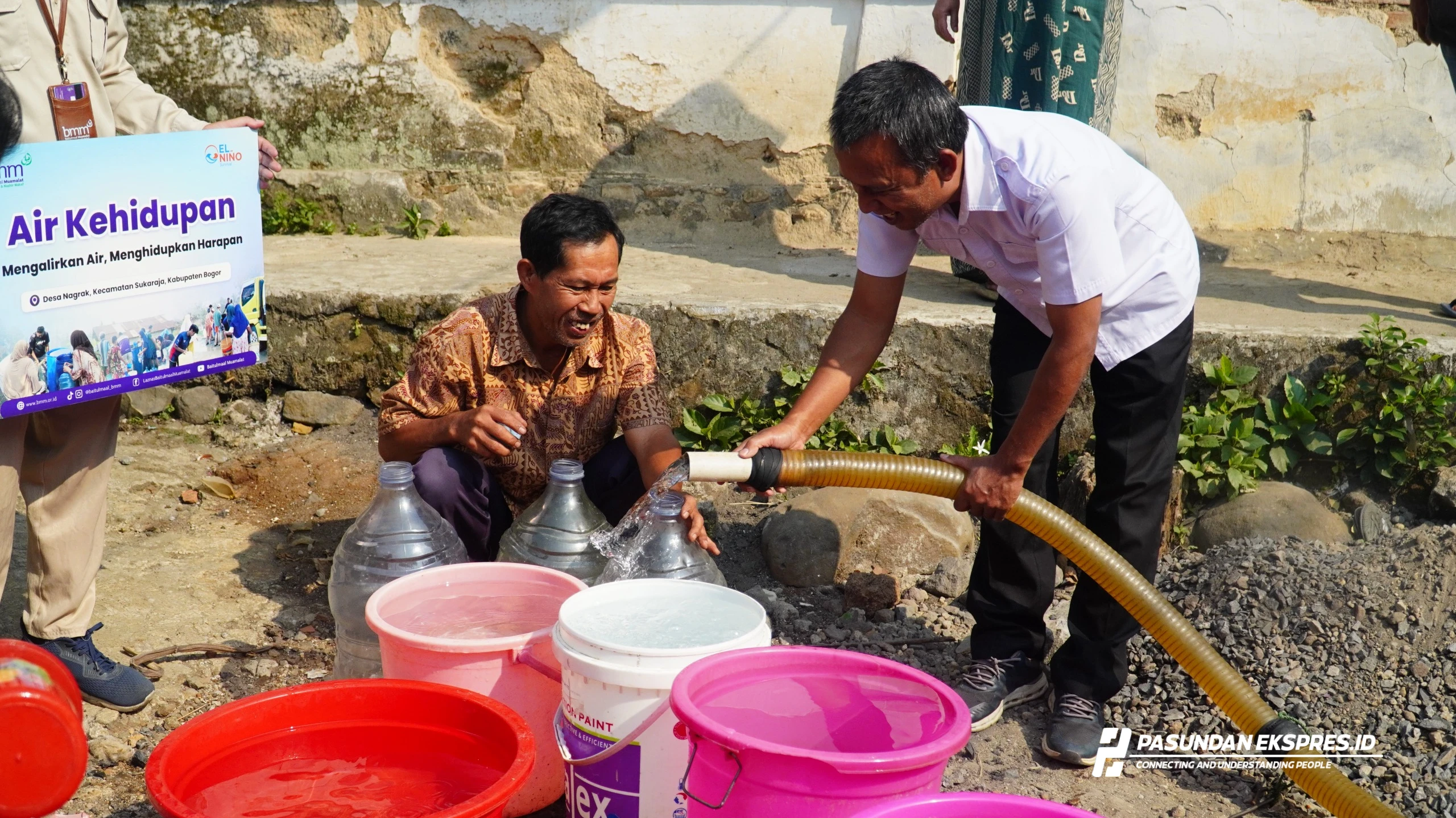 BMM Salurkan 14 Ribu Liter Air Bersih bagi Warga Terdampak Kekeringan di Jawa Barat