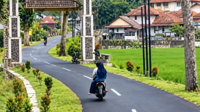 Jalan Tanjungsiang-Cibuluh Dihotmix, Warga Subang Sebut Biaya Angkutan Lebih Hemat