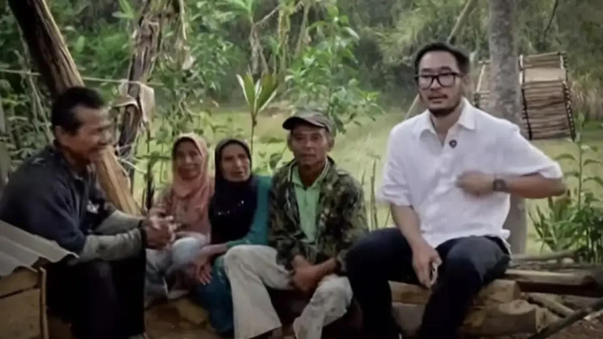 Anak Harus Tempuh Jalan Terjal 2,5 Kilometer ke Sekolah dari Gunung Solok Pandan, Pemkab Bandung Barat Siapkan Solusi untuk 3 Keluarga