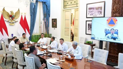 Presiden Gelar Ratas Karhutla, 639 Hektare Lahan di Enam Provinsi Masih Dipadamkan