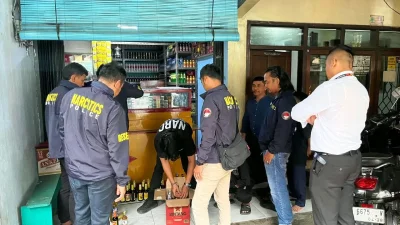 Ops Antik Lodaya 2026, Polres Subang Sita 111 Botol Miras di Ciater