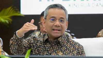 Bukan Lewat Kopdes, Menkeu Suahasil Pastikan Gaji PNS Tetap Lewat Bank