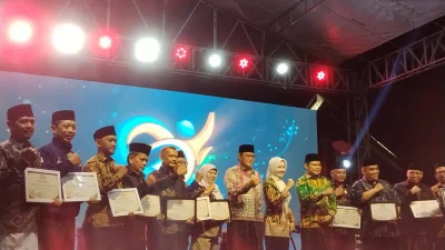 BAZNAS Subang Raih Penghargaan dari FKDT Jawa Barat atas Dukungan Pendidikan Madrasah Diniyah