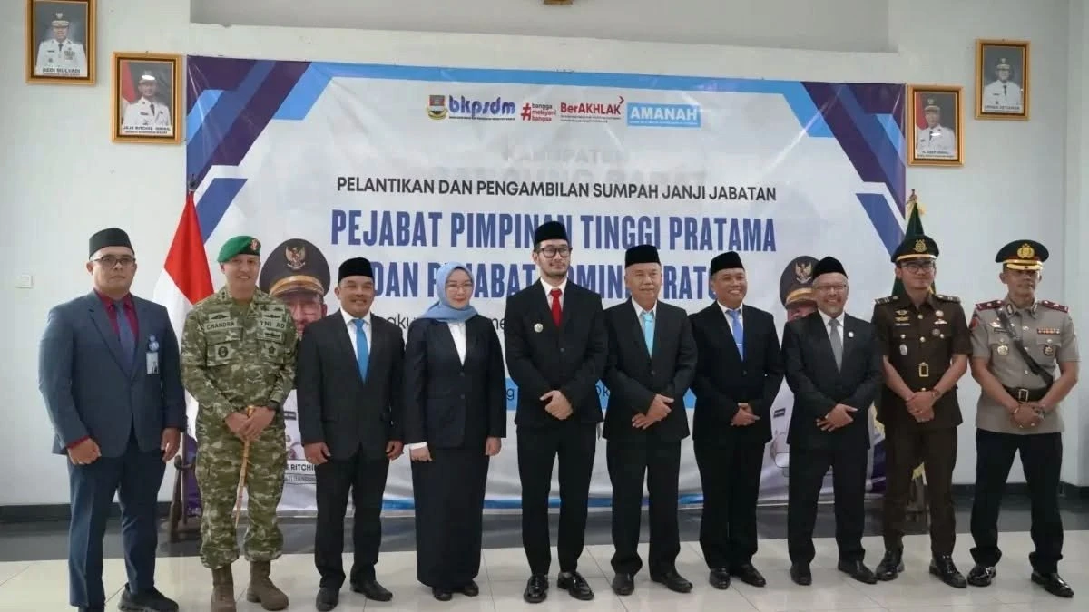 Lantik 3 Pejabat Baru, Jeje: Tempatkan Aparatur Sesuai Kebutuhan Organisasi