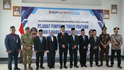 Lantik 3 Pejabat Baru, Jeje: Tempatkan Aparatur Sesuai Kebutuhan Organisasi
