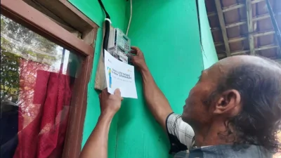 HLN ke-81, PLN Group Jawa Barat Wujudkan Mimpi 2.710 Keluarga Prasejahtera Miliki Listrik Sendiri