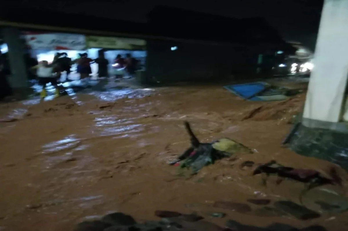 Banjir Bandang Melanda Pekalongan, Dua Orang Hilang dan 50 Rumah Terdampak