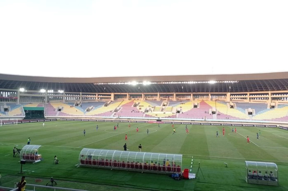 Konflik Antara Suporter Arema FC dan Persis Solo Mewarnai Semifinal Piala Presiden 2024