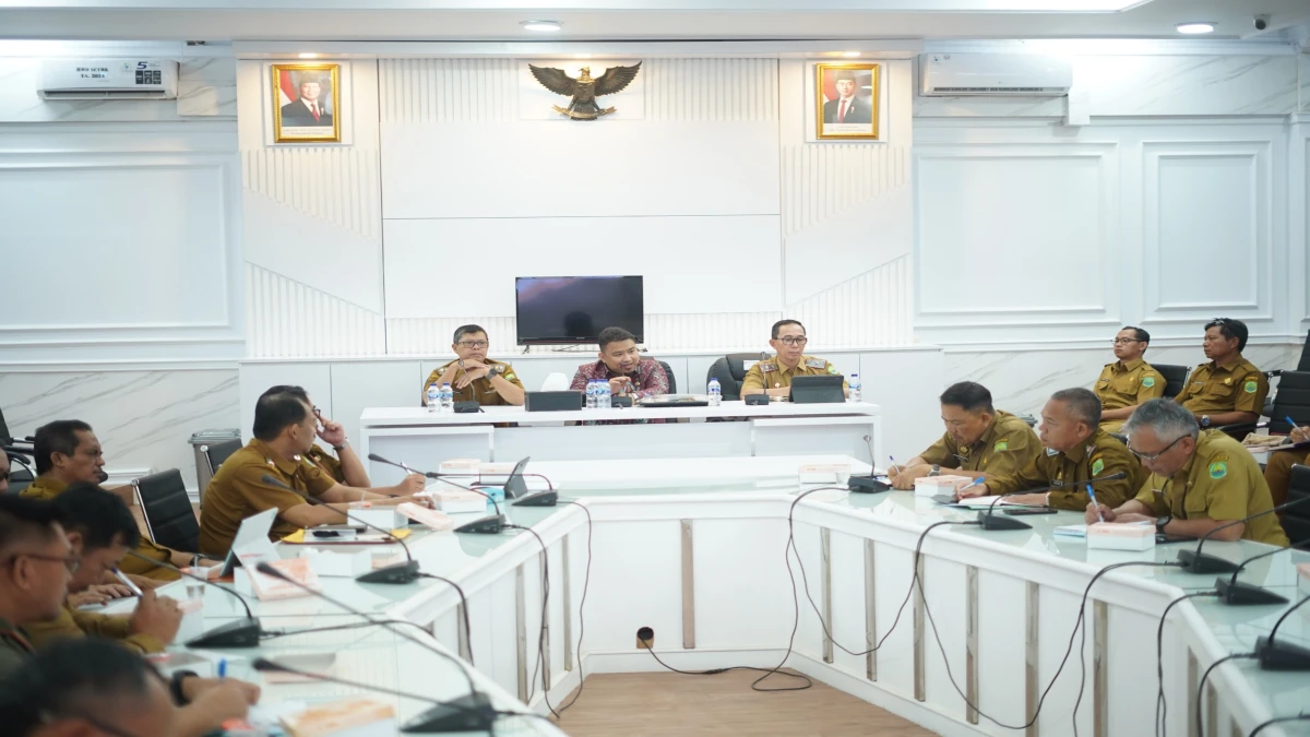 Bupati Subang Pimpin Briefing Staf, Tegaskan Komitmen Atasi Stunting dan Perkuat Program Sosial