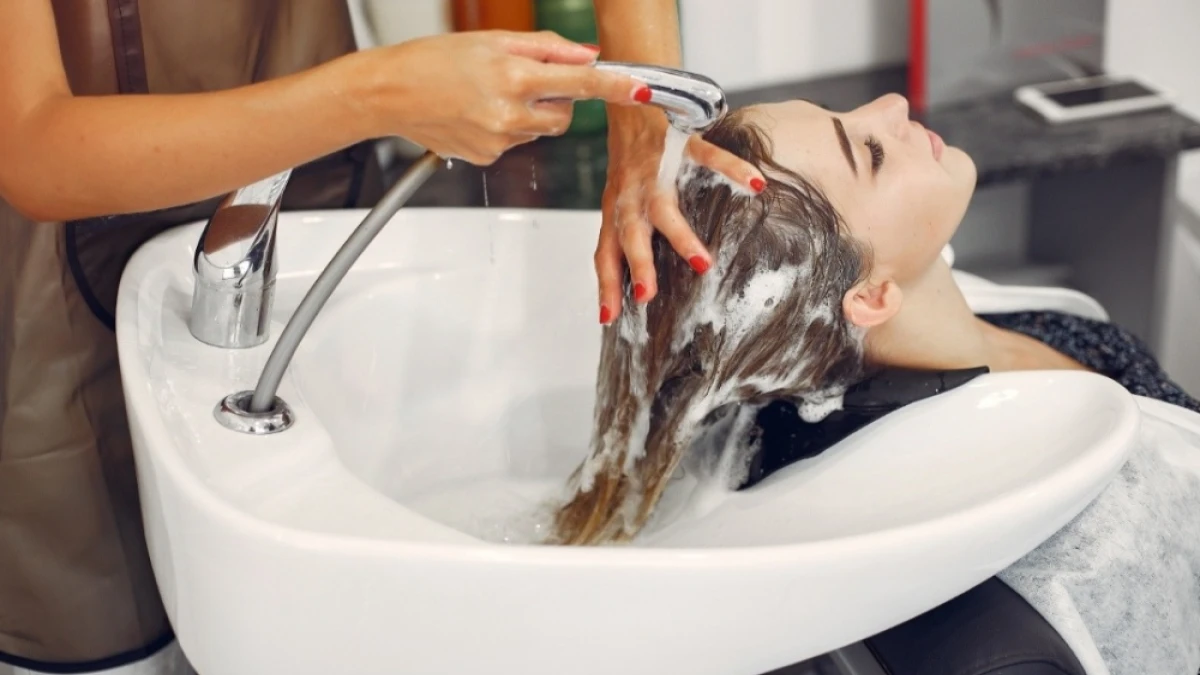 Berapa Hari Sekali Keramas agar Rambut Tetap Sehat? Simak Manfaat dan Tipsnya
