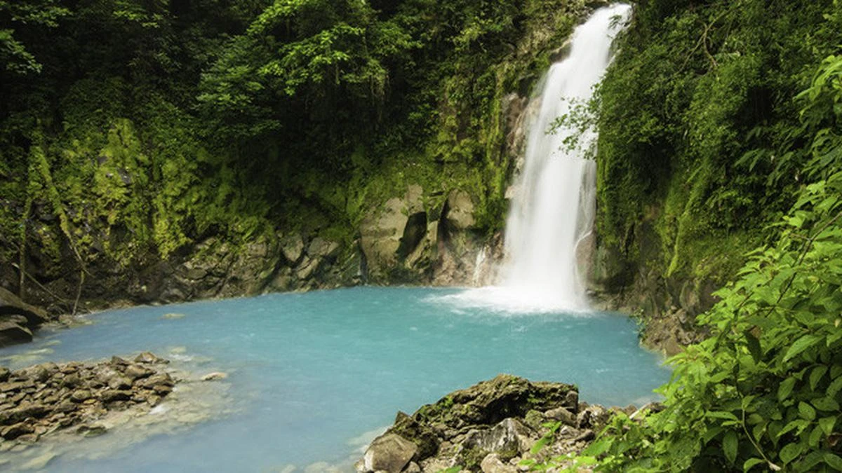 8 Curug Tercantik di Subang yang Wajib Kamu Kunjungi di Tahun 2025