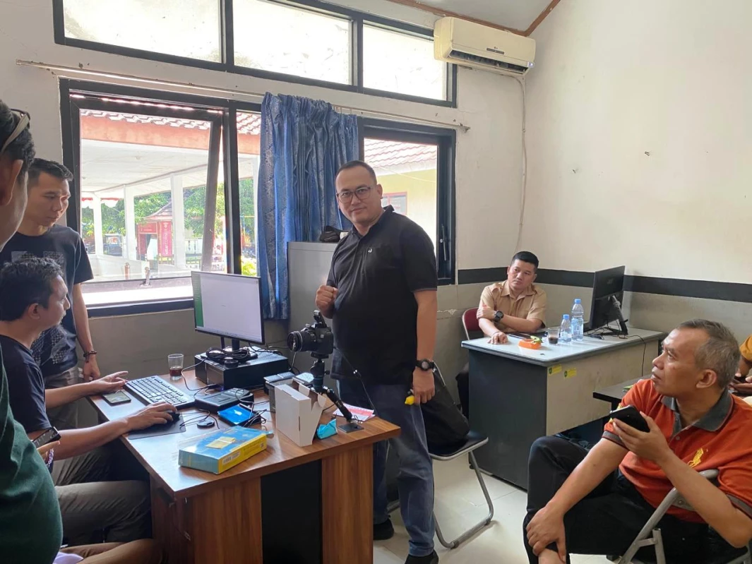 Pemcam Pagaden Layani Rekam e-KTP, Sisir Pemilih Pemula