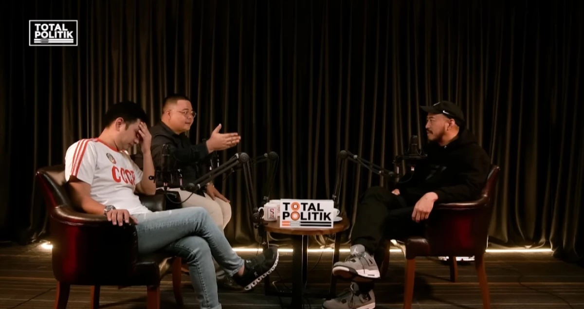 Gelombang Kritik Netizen Kecam Podcast Total Politik, Apa yang Salah?