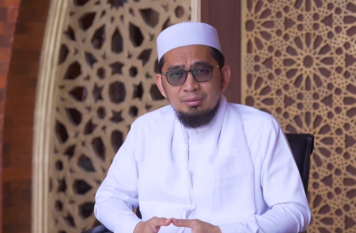 Apasih Keistimewaan Bulan Ramadhan? Begini kata Ustadz Adi Hidayat, Camkan!