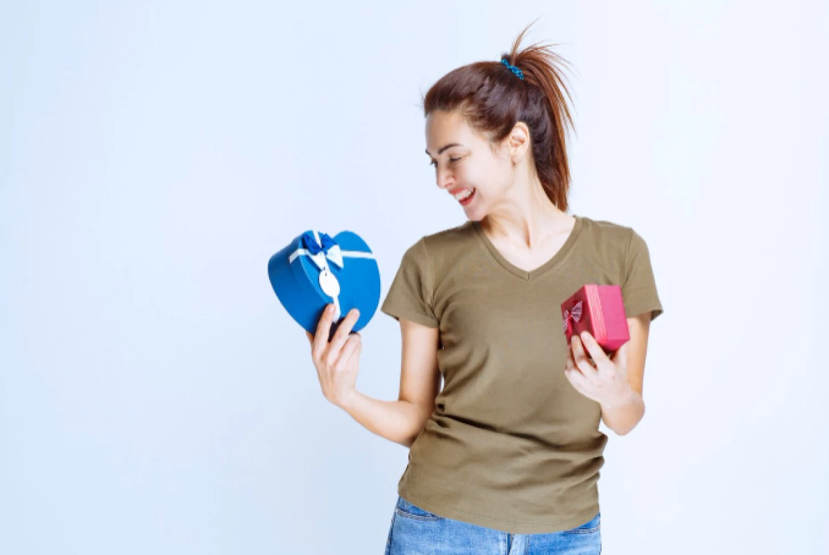 Rekomendasi Kado untuk Cewek yang Pasti Bikin Dia Senang dan Spesial!