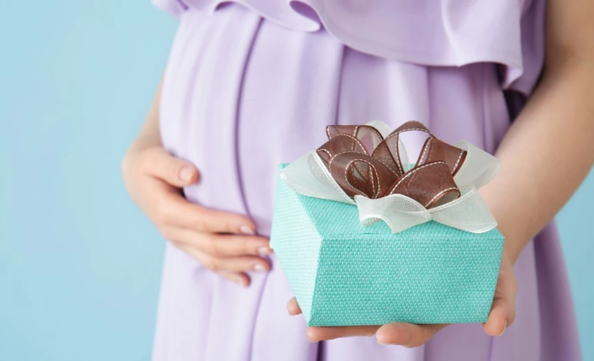Berikut 4 Rekomendasi Kado untuk Ibu Melahirkan yang Pasti Kepake!