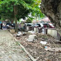 Banyak Sampah, Alun-alun Pagaden di Subang Kumuh, Warga Minta Kebersihan Lingkungan Dijaga