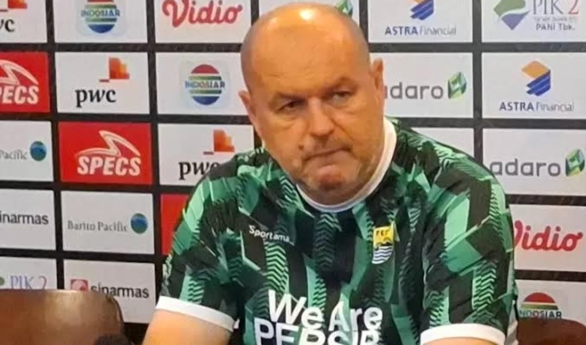 Bojan Hodak Akui Persib Banyak Lakukan Kesalahan Saat Kalah dari Borneo FC