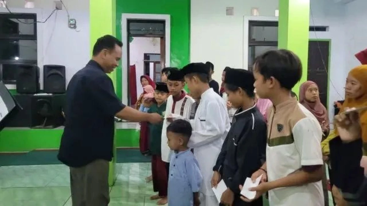 PT Dahana Perkuat Hubungan Perusahaan dengan Masyarakat