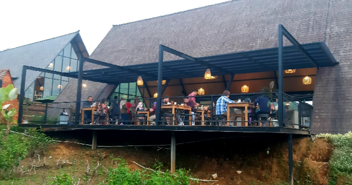 5 Tempat Makan Dekat Florawisata D'Castello, Tempat Instagramable di Ciater yang Wajib Dikunjungi!