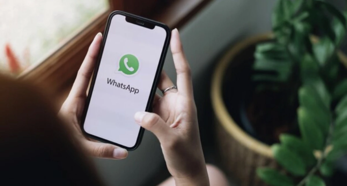 WhatsApp Berencana Memperketat Fitur Kunci