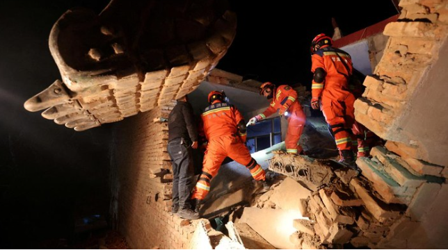 Dampak kerusakan akibat gempa bumi di Provinsi Gansu, China (dok. via REUTERS/CHINA DAILY)