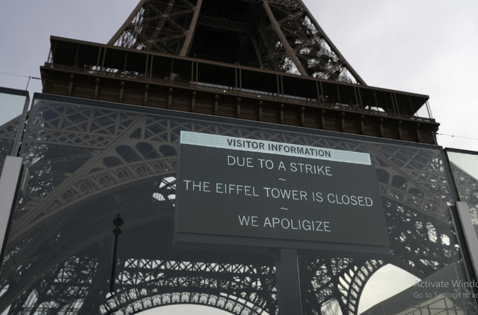 Turis Kecewa, Menara Eiffel Tutup Gegara Staf Mogok Kerja