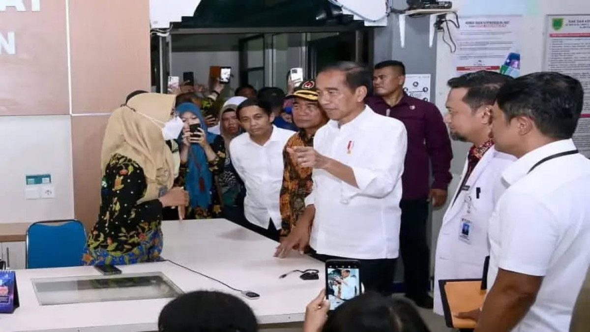 Kisah dan Harapan dari Kunjungan Presiden Jokowi ke RSUD dr. Abdul Rivai di Bumi Batiwakkal