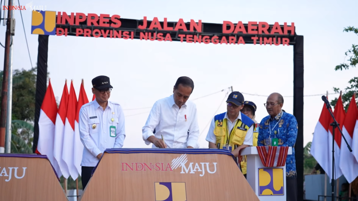 Presiden Jokowi Resmikan 27 Ruas Jalan di Provinsi NTT