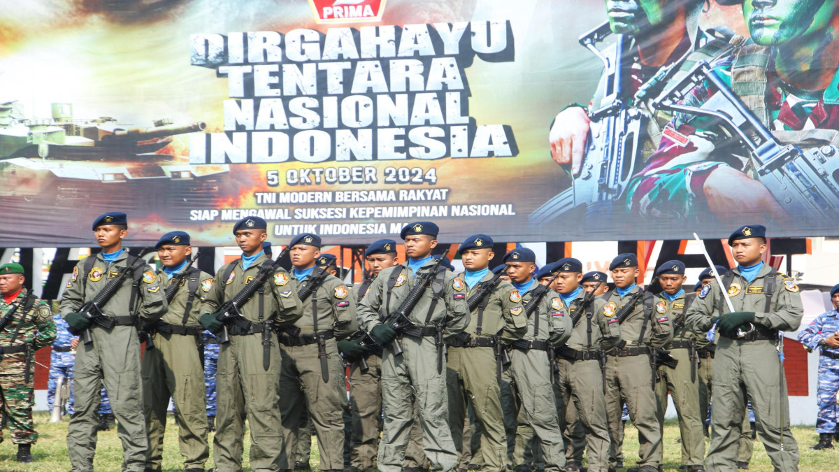 Peringatan HUT ke-79 TNI di Alun-alun Subang, Sabtu (5/10).