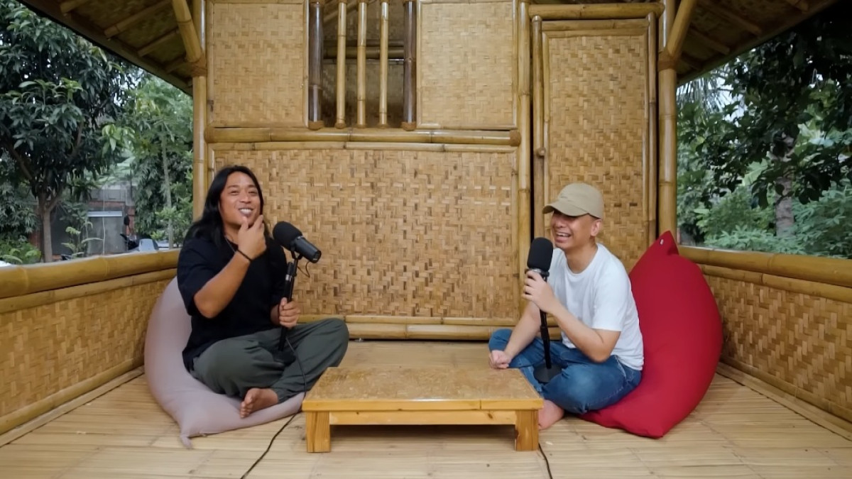 Nonton Stand-Up Raditya Dika: Cerita Sialku, Satu Kata - Epic! (Sumber Foto Youtube Raditya Dika)