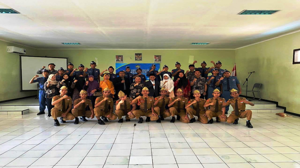 SMK Kutawaringin Lantik Puluhan Siswa Angkatan Ke-2 Tahun 2024