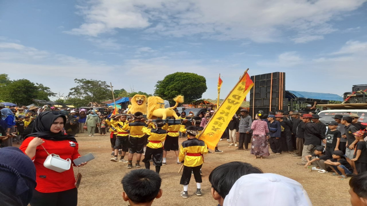 Semarak Ruwat Bumi Desa Margahayu Tampilkan Kreasi Seni Miniatur Kerbau dan Sapi