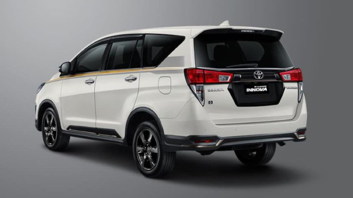 Review Kijang Innova Reborn: Legenda MPV yang Tak Lekang oleh Waktu