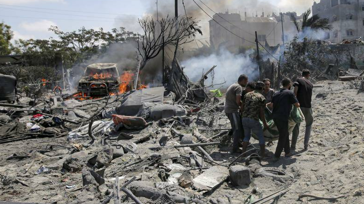 Serangan Israel Tewaskan 37 Orang ketika Perang sedang Memanas di Gaza Tengah dan Selatan