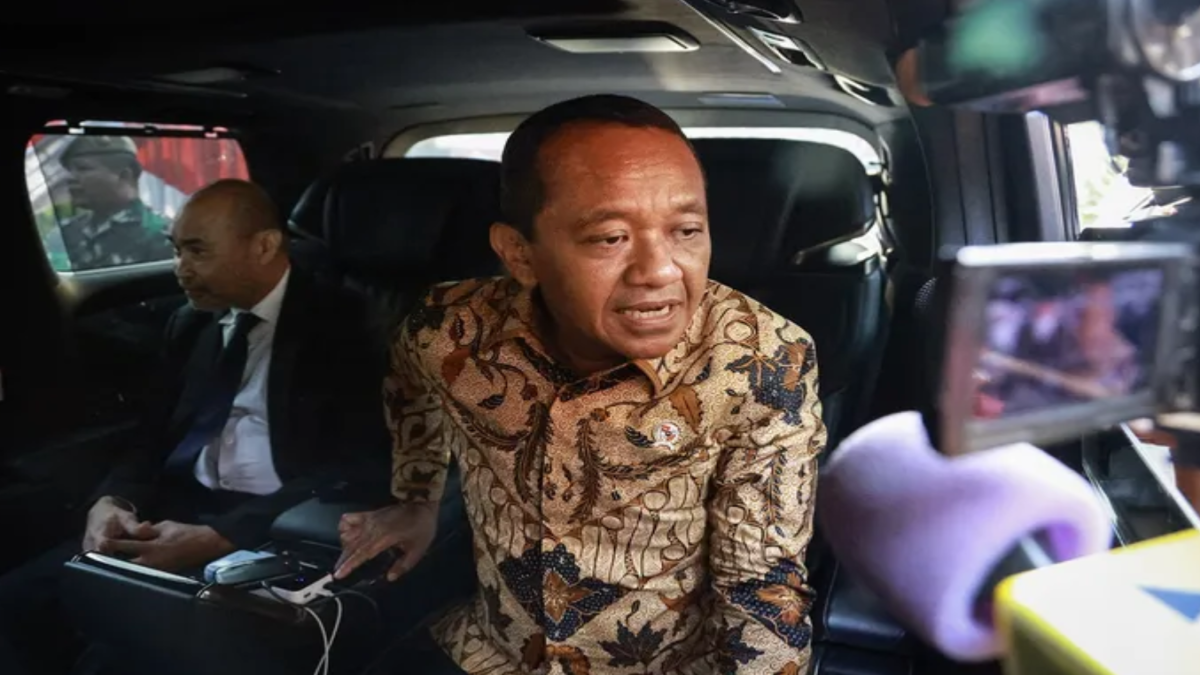 Program Doktoral Ditangguhkan, Bahlil: Yang Saya Pahami Ditunda Bukan Ditangguhkan