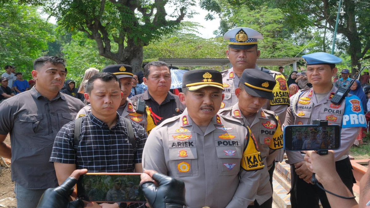 Pesan Menyentuh Kapolres Subang saat Hadiri Pemakaman Korban Meninggal Akibat Bullying di Blanakan