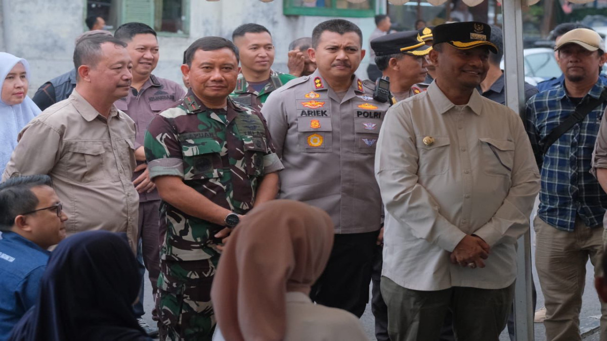 Forkopimda Subang Monitoring Pemungutan Suara ke Setiap TPS, Kapolres: Suasana Aman Tertib dan Nyaman