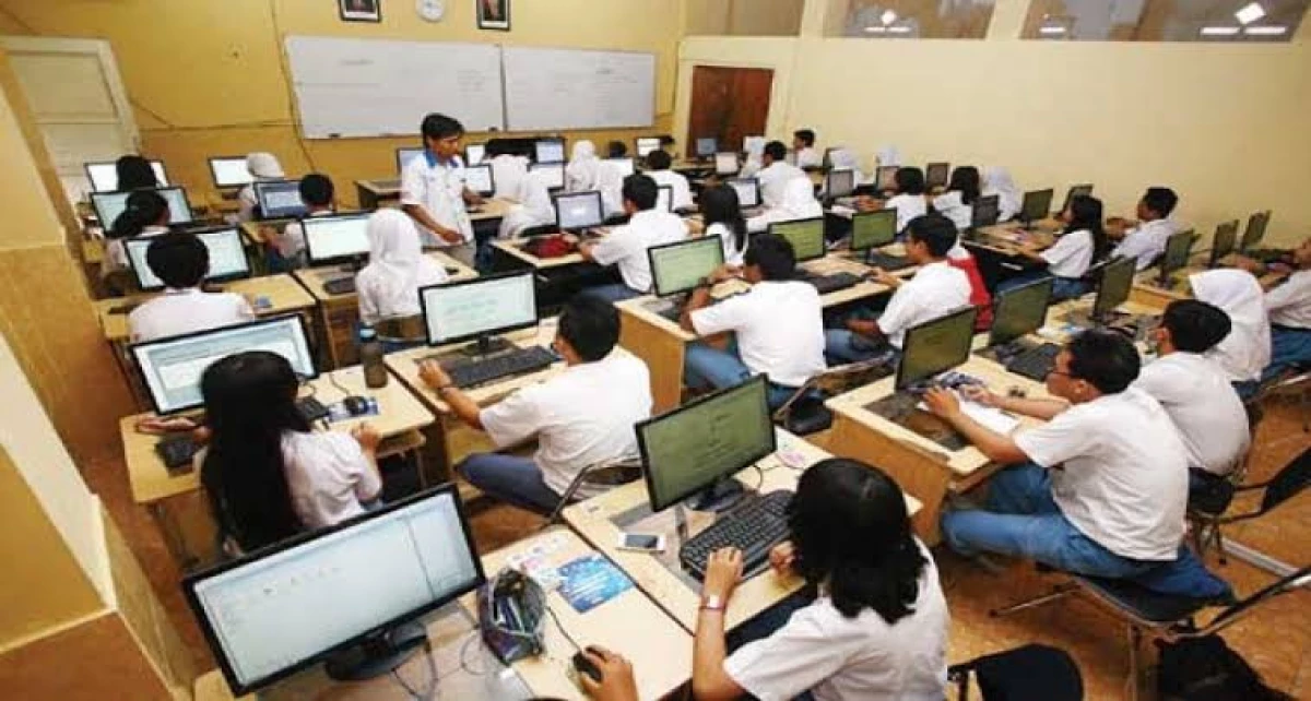 Pendidikan di Zaman Now: Siswa Kesal Dilarang Googling Saat Ujian