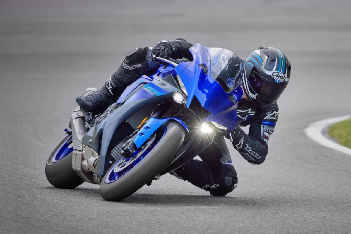 Spesifikasi Yamaha R1 2024: Kembaran MotoGP dengan Performa Gahar