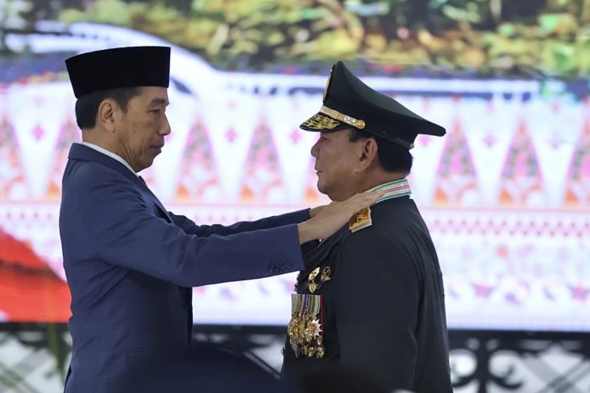 Ini Alasan Presiden Joko Widodo Beri Pangkat Jenderal Kehormatan ke Prabowo Subianto