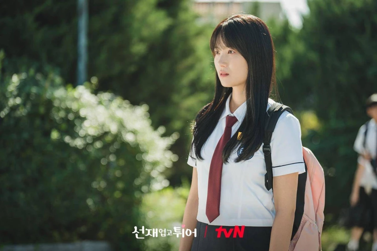 11 Peran Ikonik Kim Hye Yoon di Drakor, Jadi Murid SMA Lagi di Lovely Runner