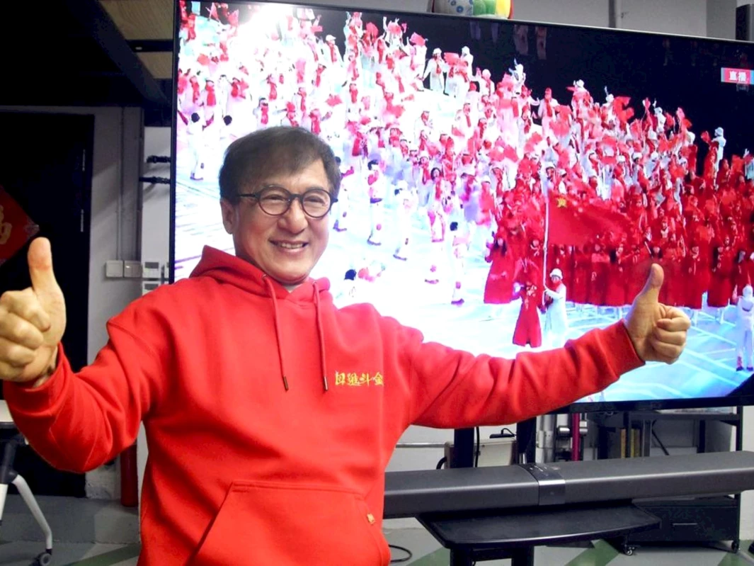 Penampilan Tua Jackie Chan Disebut Gimmick, ini Faktanya