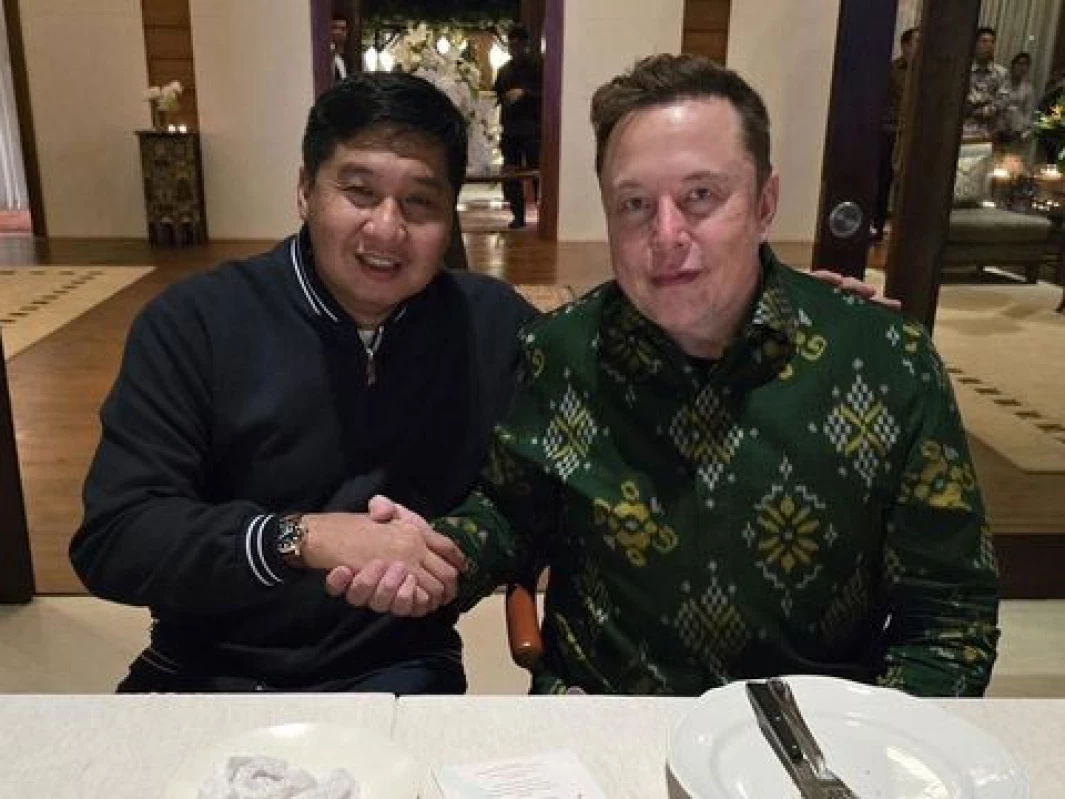 Maruarar Sirait Bertemu Dengan CEO SpaceX Elon Musk di Bali, Ngobrol Apa?