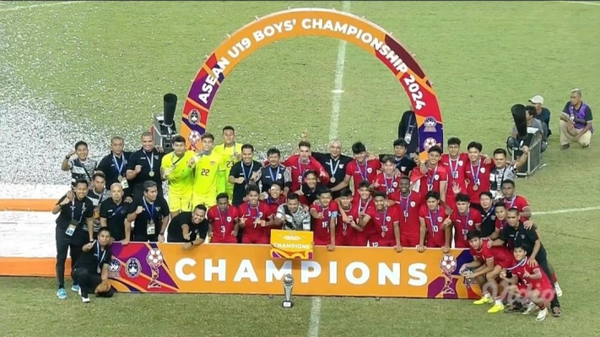 Timnas Indonesia raih gelar juara di Piala AFF U-19 2024, momen yang memompa semangat ketika Timnas Indonesia juara di Piala AFF U-19 2024.(X/idextratime)