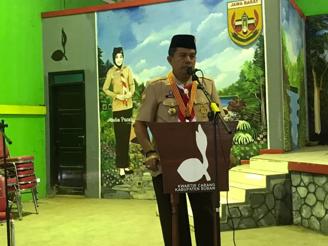 Sekretaris Dinas Pendidikan dan Kebudayaan Kabupaten Subang Anno Suyatno berharap agar momen Hari Raya Idul Fitri menjadi momen untuk para peserta didik belajar bersilaturahmi.