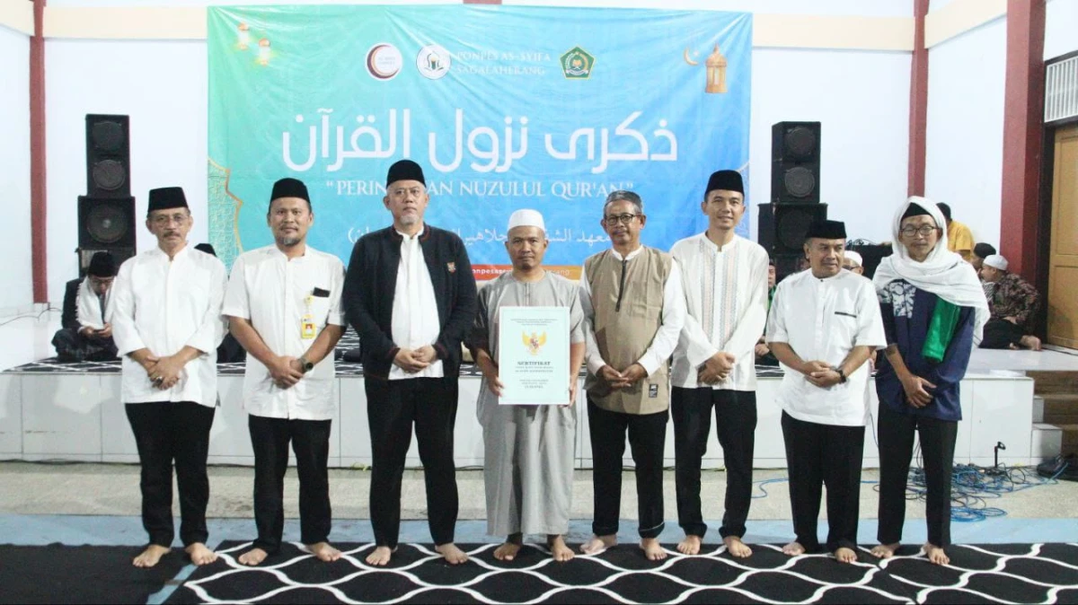 Yayasan As-Syifa Al-Khoeriyyah Terima 12 Sertipikat Tanah dari BPN Subang