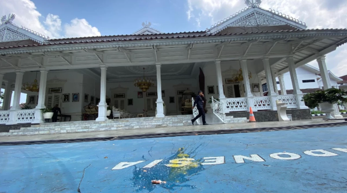 Pendopo Cianjur Dilempari Telur, Bentuk Kekecawaan Terhadap Pemerintah yang Acuh Tak Acuh